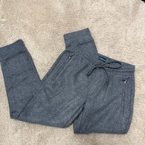 Original Supersoft By Bruno Mens Gray Jogger Pants with Zipper Pockets Small NWT